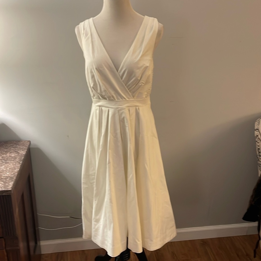 Anthropologie Collette Dinnigan Pleated
Trellis White Dress size 4